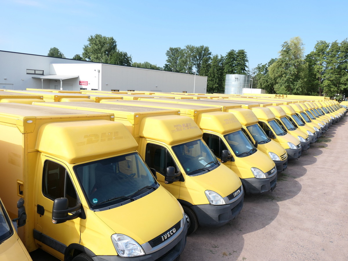 IVECO Daily 35 S11 C30C AUTOMATIK KAMERA MAXI Regale L - Fourgon grand volume: photos 1 IVECO Daily 35 S11 C30C AUTOMATIK KAMERA MAXI Regale L - Fourgon grand volume: photos 1