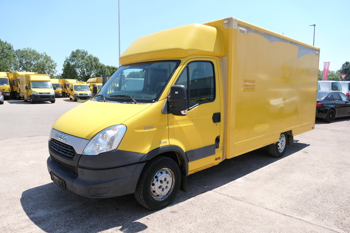 IVECO Daily 35 S11 C30C AUTOMATIK KAMERA Regale LUFT D - Fourgon grand volume: photos 1 IVECO Daily 35 S11 C30C AUTOMATIK KAMERA Regale LUFT D - Fourgon grand volume: photos 1