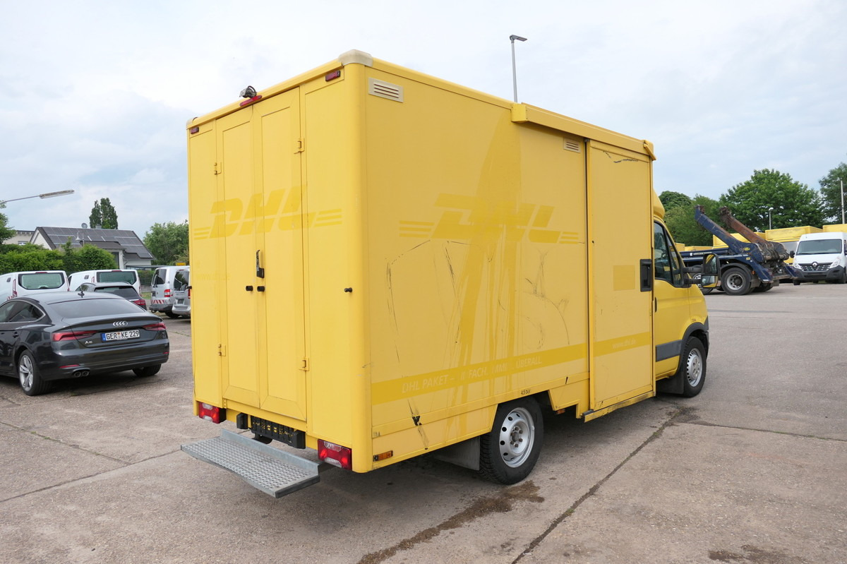 IVECO Daily 35 S11 C30C Kurz AUTOMATIK KAMERA Regale L - Fourgon grand volume: photos 4 IVECO Daily 35 S11 C30C Kurz AUTOMATIK KAMERA Regale L - Fourgon grand volume: photos 4