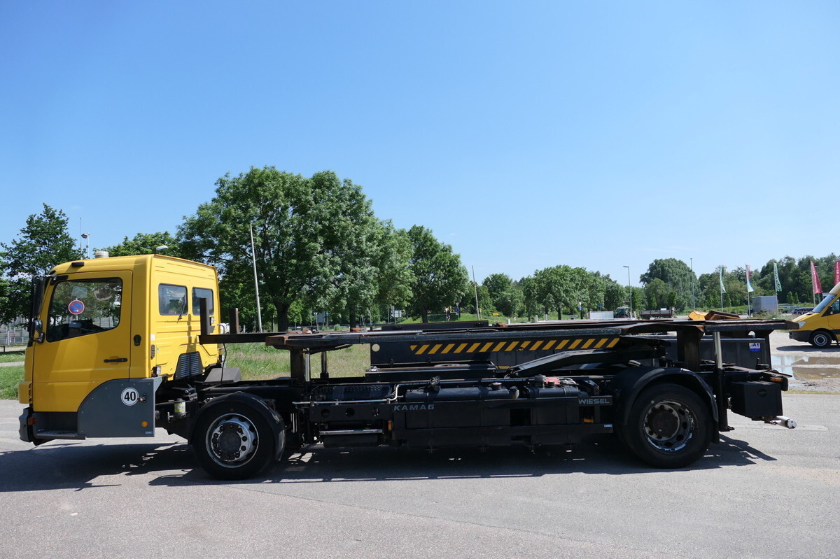 Camion porte-conteneur/ Caisse mobile MERCEDES-BENZ KAMAG WBH 25 Wiesel Terberg Umsetzfahrz. Sattelk: photos 7 Camion porte-conteneur/ Caisse mobile MERCEDES-BENZ KAMAG WBH 25 Wiesel Terberg Umsetzfahrz. Sattelk: photos 7