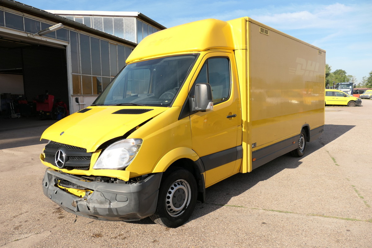 MERCEDES-BENZ SPRINTER 310 CDI MAXI EURO-5 KOFFER REGALE KAMER - Fourgon grand volume: photos 2 MERCEDES-BENZ SPRINTER 310 CDI MAXI EURO-5 KOFFER REGALE KAMER - Fourgon grand volume: photos 2