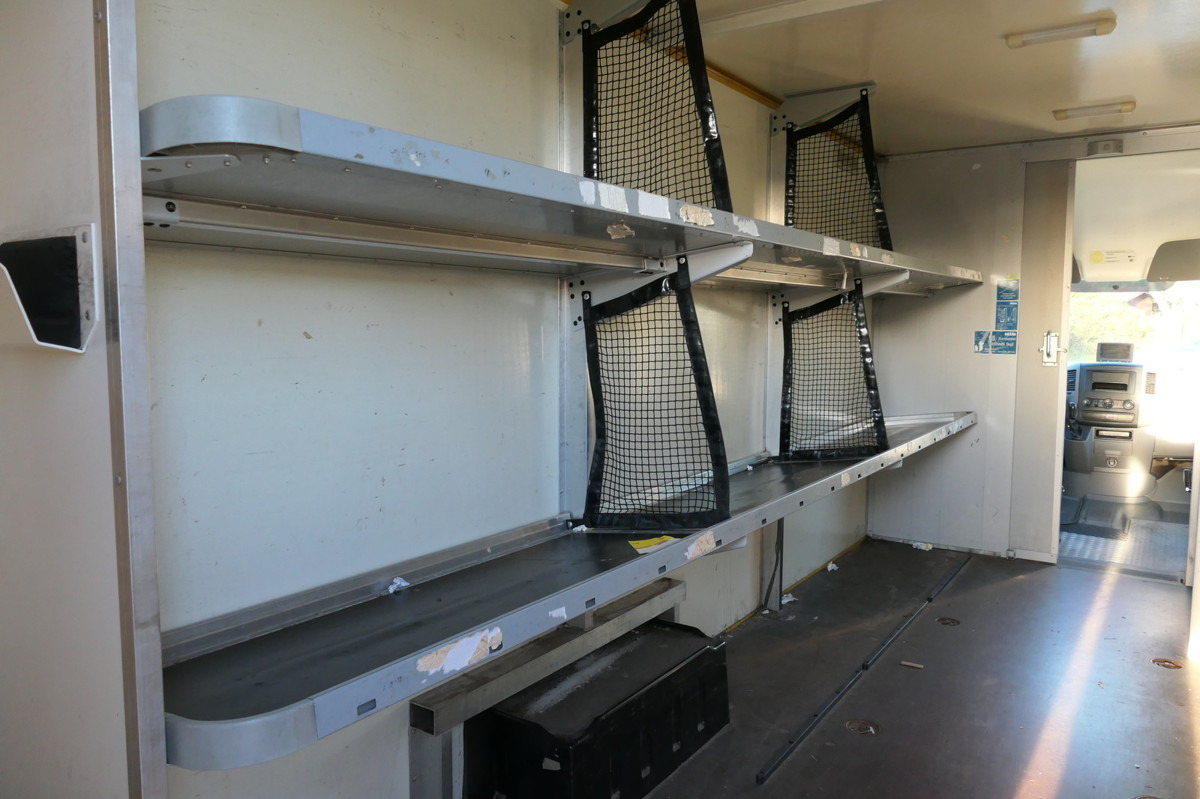 MERCEDES-BENZ SPRINTER 310 CDI MAXI EURO-5 KOFFER REGALE KAMER - Fourgon grand volume: photos 5 MERCEDES-BENZ SPRINTER 310 CDI MAXI EURO-5 KOFFER REGALE KAMER - Fourgon grand volume: photos 5