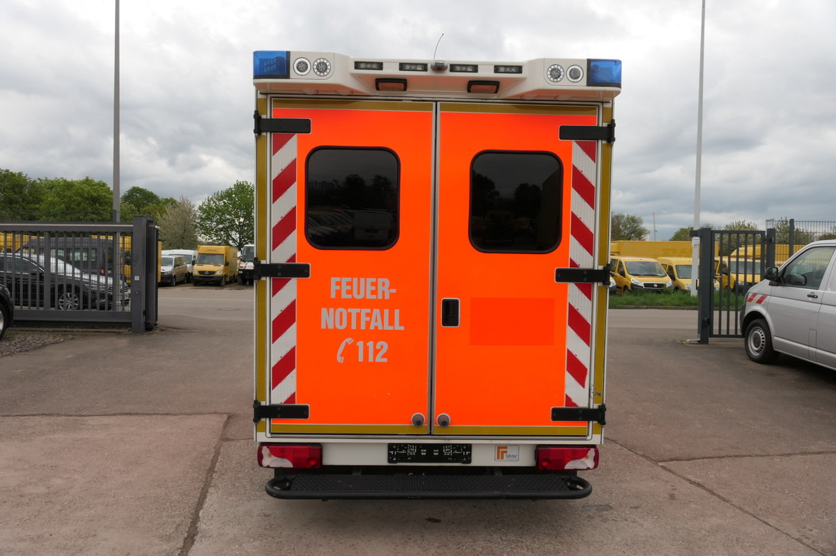 MERCEDES-BENZ Sprinter 519 CDI Klima Krankenwagen - Ambulance: photos 4 MERCEDES-BENZ Sprinter 519 CDI Klima Krankenwagen - Ambulance: photos 4