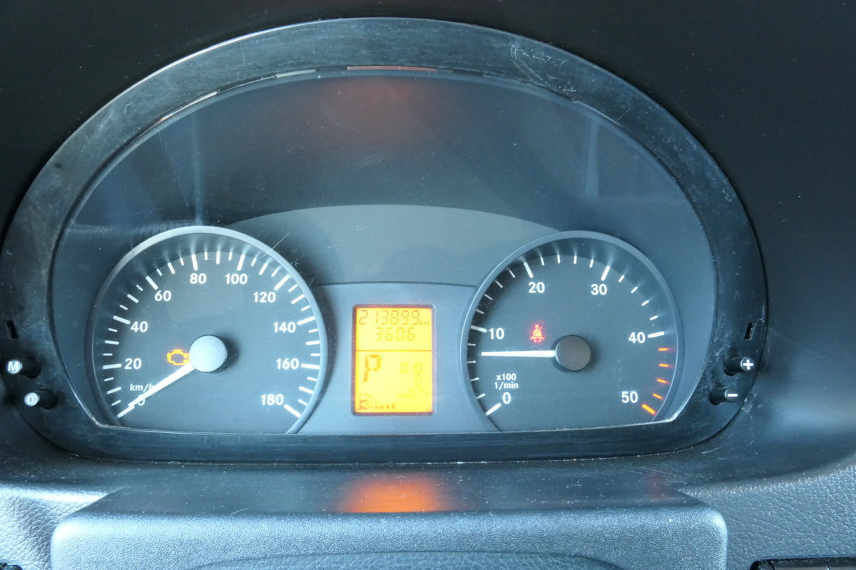 Ambulance MERCEDES-BENZ Sprinter 519 CDI Klima Krankenwagen: photos 16