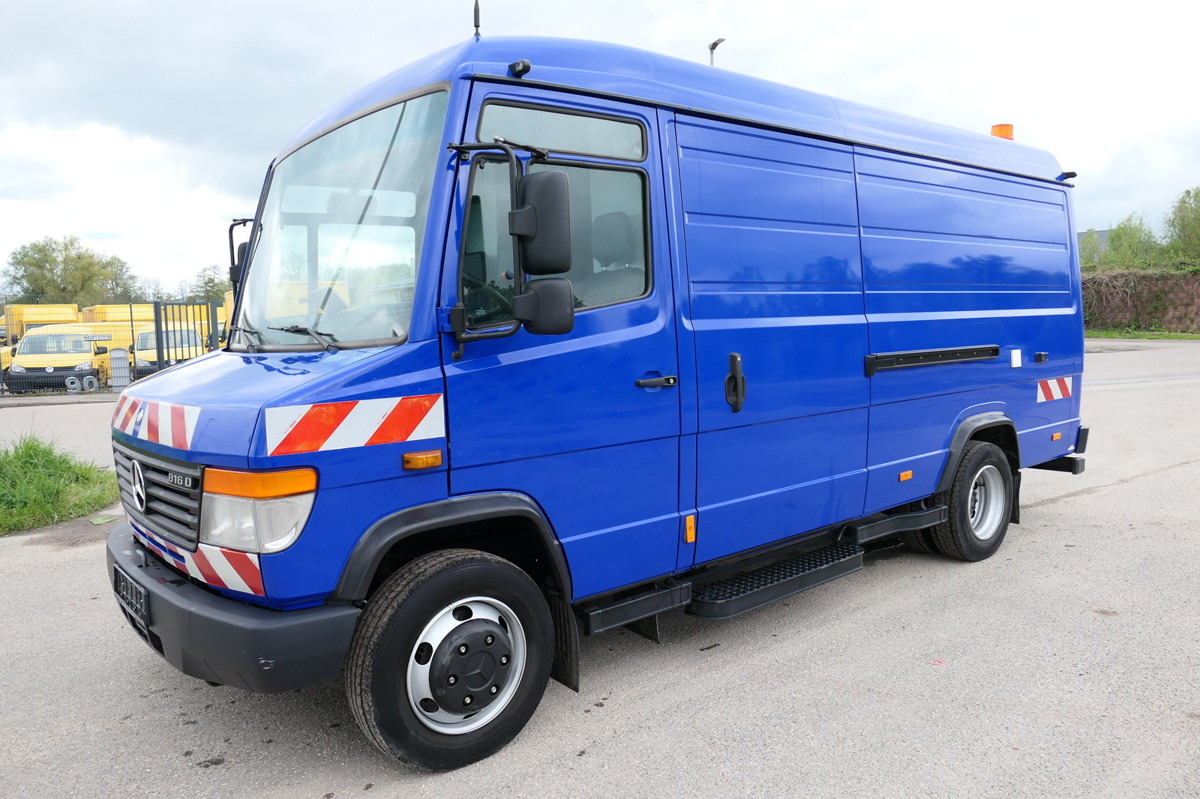 MERCEDES-BENZ Vario 816 D Kanalinspektion Kanal TV Standheizun - Camion vidangeur: photos 2 MERCEDES-BENZ Vario 816 D Kanalinspektion Kanal TV Standheizun - Camion vidangeur: photos 2