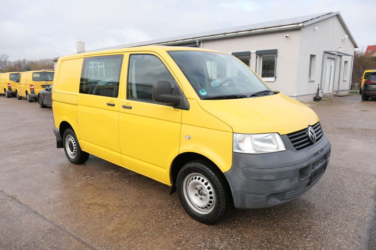 VW T5 Transporter 1.9 TDI PARKTRONIK 2xSCHIEBETÜR - Fourgonnette: photos 2 VW T5 Transporter 1.9 TDI PARKTRONIK 2xSCHIEBETÜR - Fourgonnette: photos 2