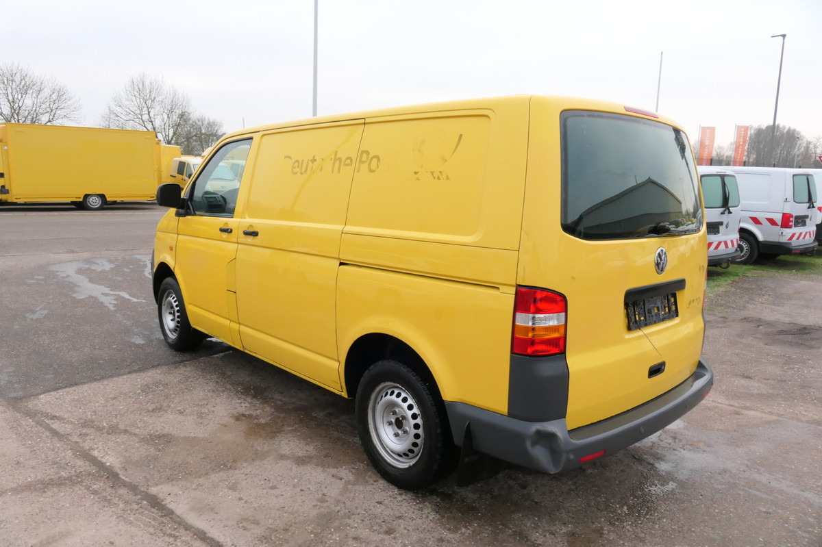 VW T5 Transporter 1.9 TDI PARKTRONIK 2xSCHIEBETÜR - Fourgonnette: photos 5 VW T5 Transporter 1.9 TDI PARKTRONIK 2xSCHIEBETÜR - Fourgonnette: photos 5