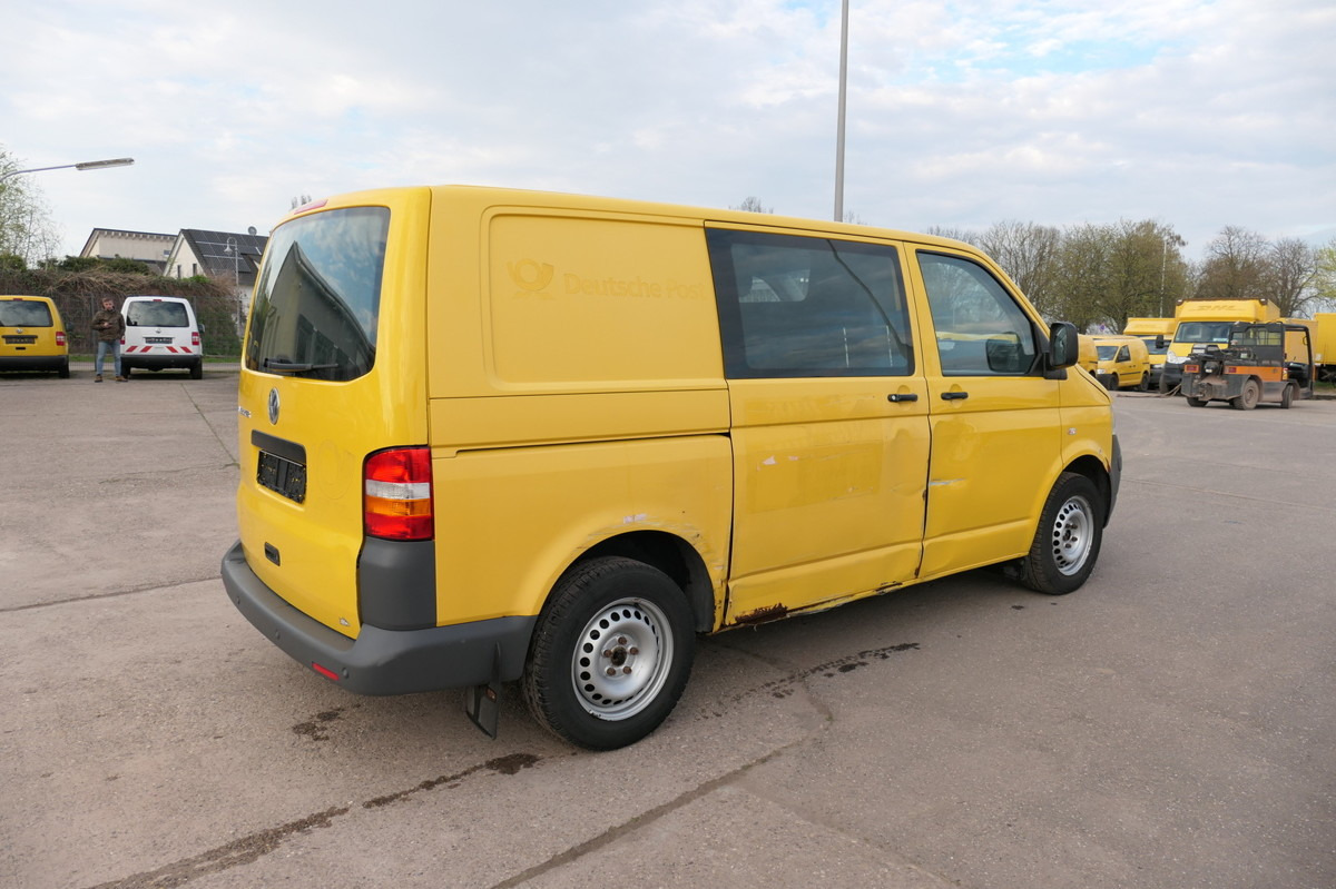 VW T5 Transporter 1.9 TDI PARKTRONIK 2xSCHIEBETÜR - Fourgonnette: photos 4 VW T5 Transporter 1.9 TDI PARKTRONIK 2xSCHIEBETÜR - Fourgonnette: photos 4