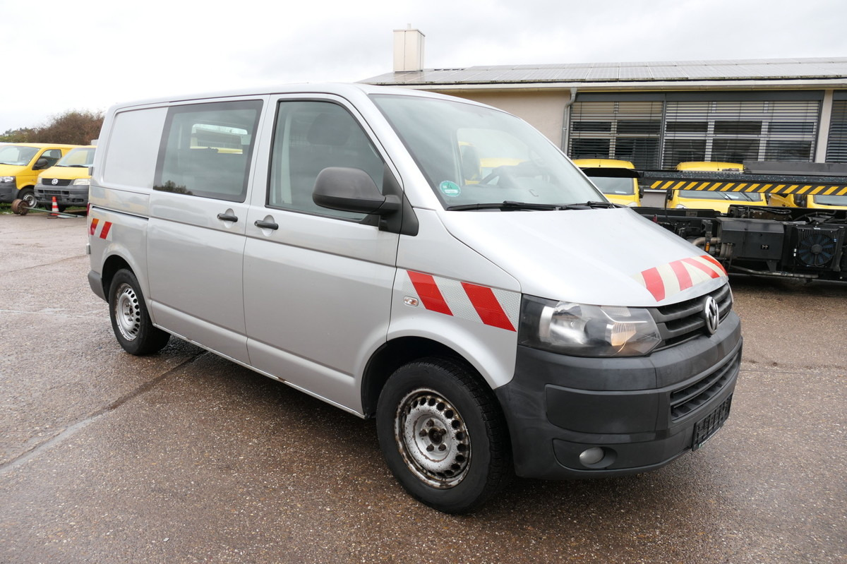 VW T5 Transporter 2.0 TDI 2-Sitzer 4 Motion AHK KLI - Fourgonnette: photos 2 VW T5 Transporter 2.0 TDI 2-Sitzer 4 Motion AHK KLI - Fourgonnette: photos 2