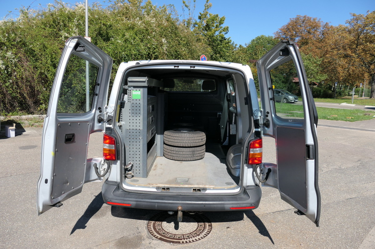 VW T5 Transporter 2.0 TDI 4Motion Flügeltür Klima A - Fourgonnette: photos 1 VW T5 Transporter 2.0 TDI 4Motion Flügeltür Klima A - Fourgonnette: photos 1
