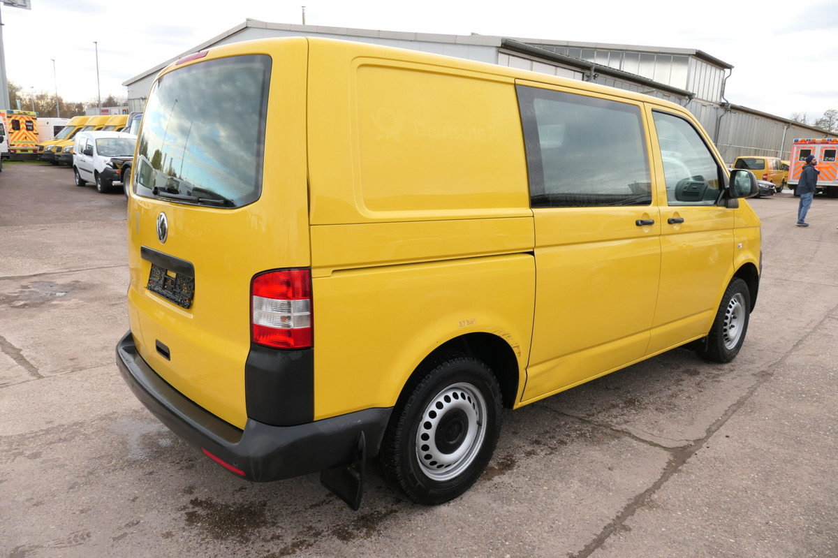 VW T5 Transporter 2.0 TDI EURO-5 CoC 2xSCHIEBETÜR P - Fourgonnette: photos 4 VW T5 Transporter 2.0 TDI EURO-5 CoC 2xSCHIEBETÜR P - Fourgonnette: photos 4