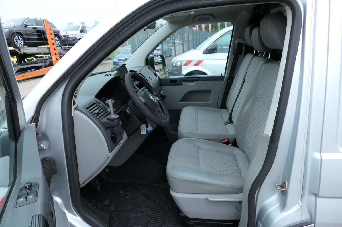 Fourgonnette VW T5 Transporter 2.0 TDI KLIMA AHK Werkstatteinbau: photos 9
