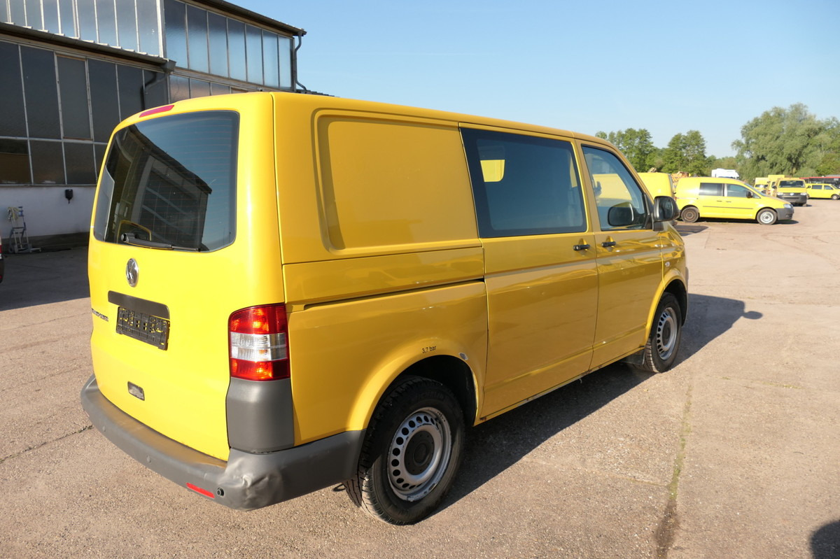 VW T5 Transporter 2.0 TDI PARKTRONIK EURO-5 2xSCHIE - Fourgonnette: photos 4 VW T5 Transporter 2.0 TDI PARKTRONIK EURO-5 2xSCHIE - Fourgonnette: photos 4