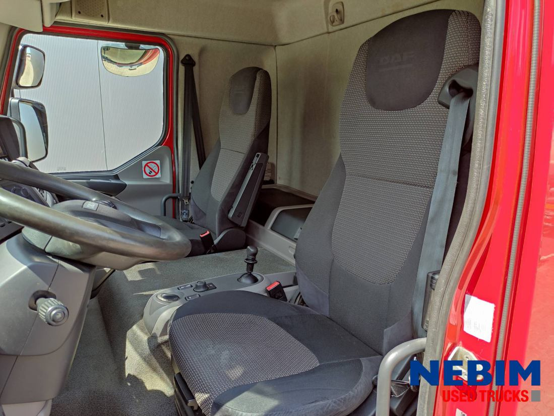 DAF LF 230 4x2 19.000Kg - 2200Kg Taillift - Camion fourgon: photos 3 DAF LF 230 4x2 19.000Kg - 2200Kg Taillift - Camion fourgon: photos 3