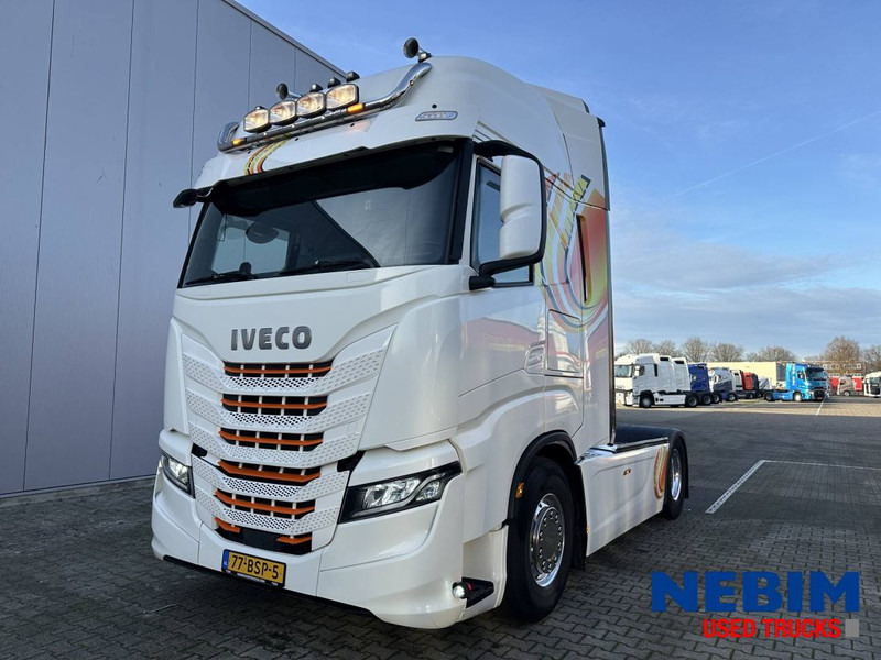 Iveco S-Way AS440S49T 4x2 - INTARDER - FULL AIR - Tracteur routier: photos 1 Iveco S-Way AS440S49T 4x2 - INTARDER - FULL AIR - Tracteur routier: photos 1