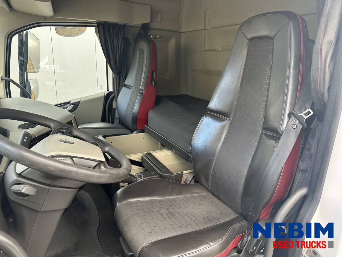 Volvo FH 420 4X2 - 587.750km - Tracteur routier: photos 3 Volvo FH 420 4X2 - 587.750km - Tracteur routier: photos 3