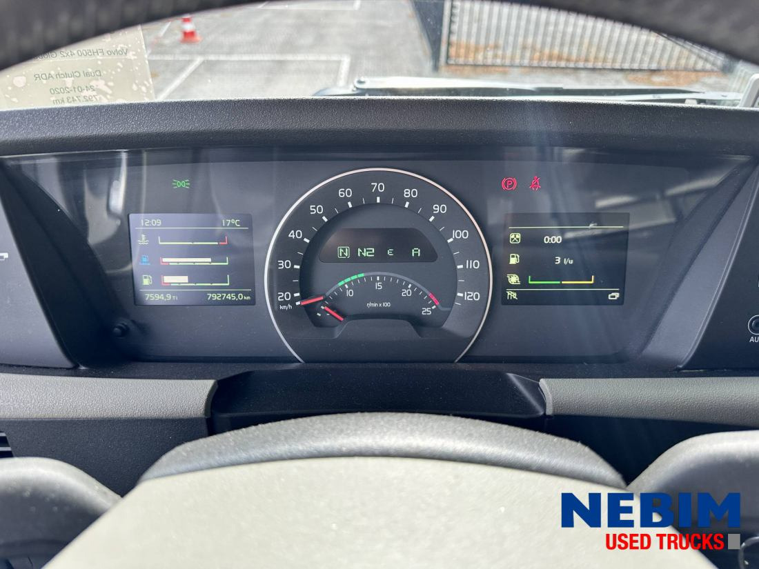 Volvo FH 500 4x2 NEW Tacho - Dual Clutch - ADR - Tracteur routier: photos 4 Volvo FH 500 4x2 NEW Tacho - Dual Clutch - ADR - Tracteur routier: photos 4