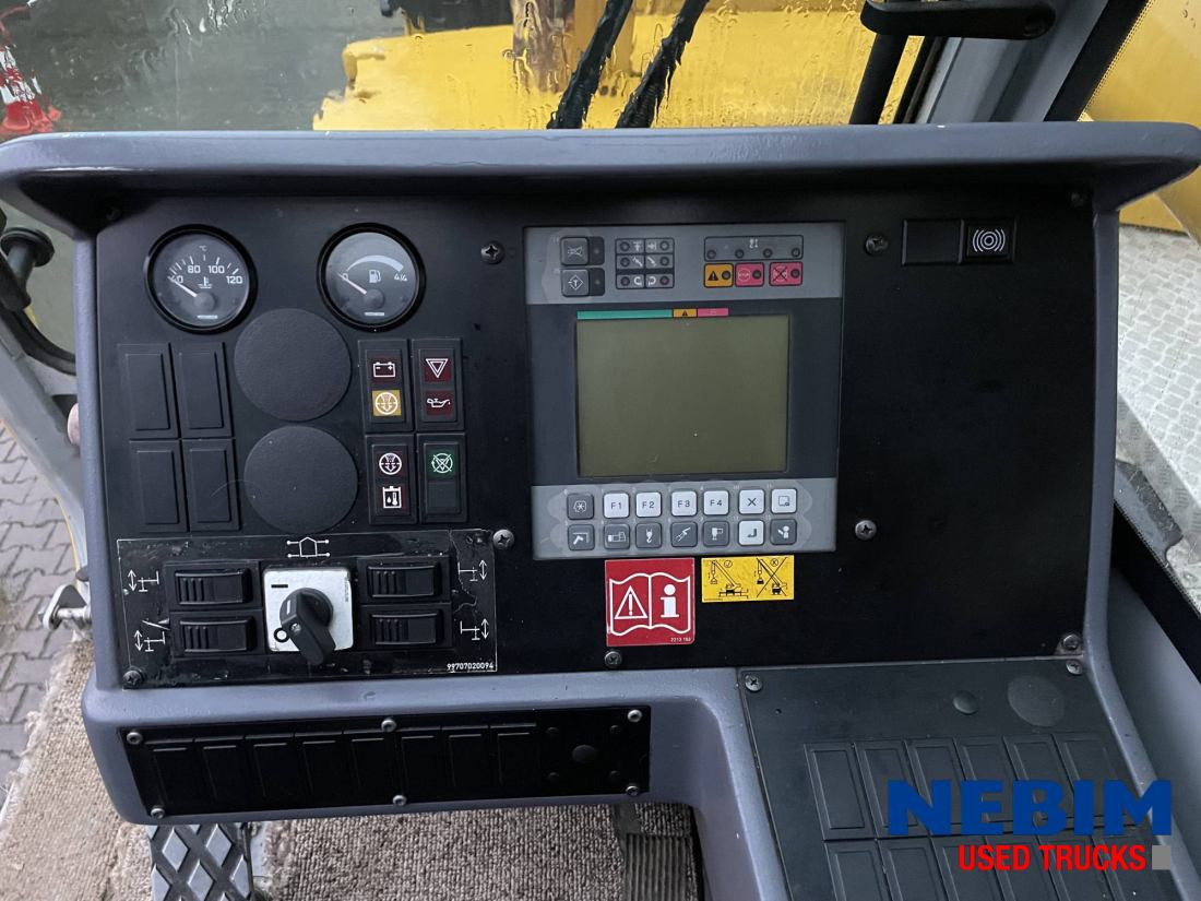 Volvo FM 400 8X4 - Faun Tadano HK40-Only TO BE Viewed BY Appointment - Camion grue: photos 3 Volvo FM 400 8X4 - Faun Tadano HK40-Only TO BE Viewed BY Appointment - Camion grue: photos 3