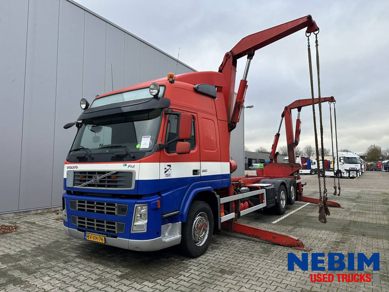 Volvo FM360 6X2 - SIDE LOADER - SEITENLADER - ZIJLADER - Camion porte-conteneur/ Caisse mobile: photos 1 Volvo FM360 6X2 - SIDE LOADER - SEITENLADER - ZIJLADER - Camion porte-conteneur/ Caisse mobile: photos 1
