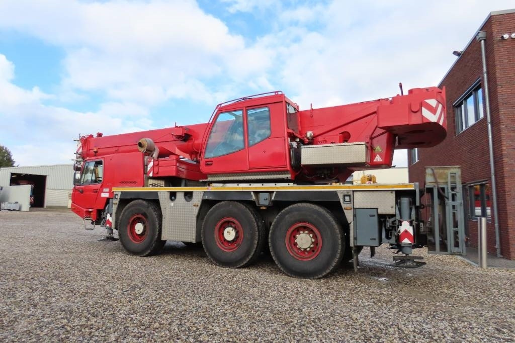Tadano Faun ATF 50 G-3 - Grue tout-terrain: photos 4 Tadano Faun ATF 50 G-3 - Grue tout-terrain: photos 4