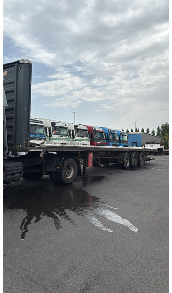 Fruehauf  - Semi-remorque plateau: photos 1 Fruehauf  - Semi-remorque plateau: photos 1