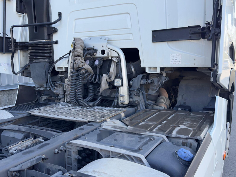 Tracteur routier Renault T460: photos 9