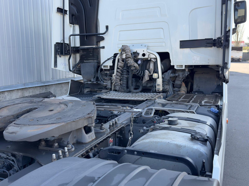Tracteur routier Renault T460: photos 8