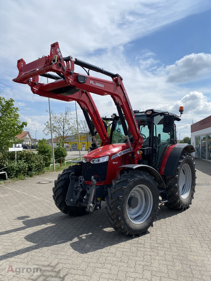 Massey Ferguson 5711 M DYNA-4 - Tracteur agricole: photos 1 Massey Ferguson 5711 M DYNA-4 - Tracteur agricole: photos 1