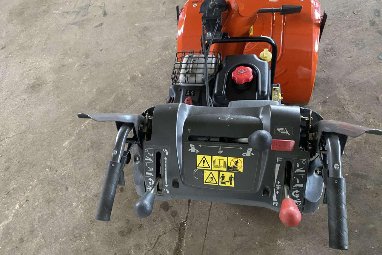 -Kita- Husqvarna ST276EP - Souffleuse à neige: photos 4 -Kita- Husqvarna ST276EP - Souffleuse à neige: photos 4