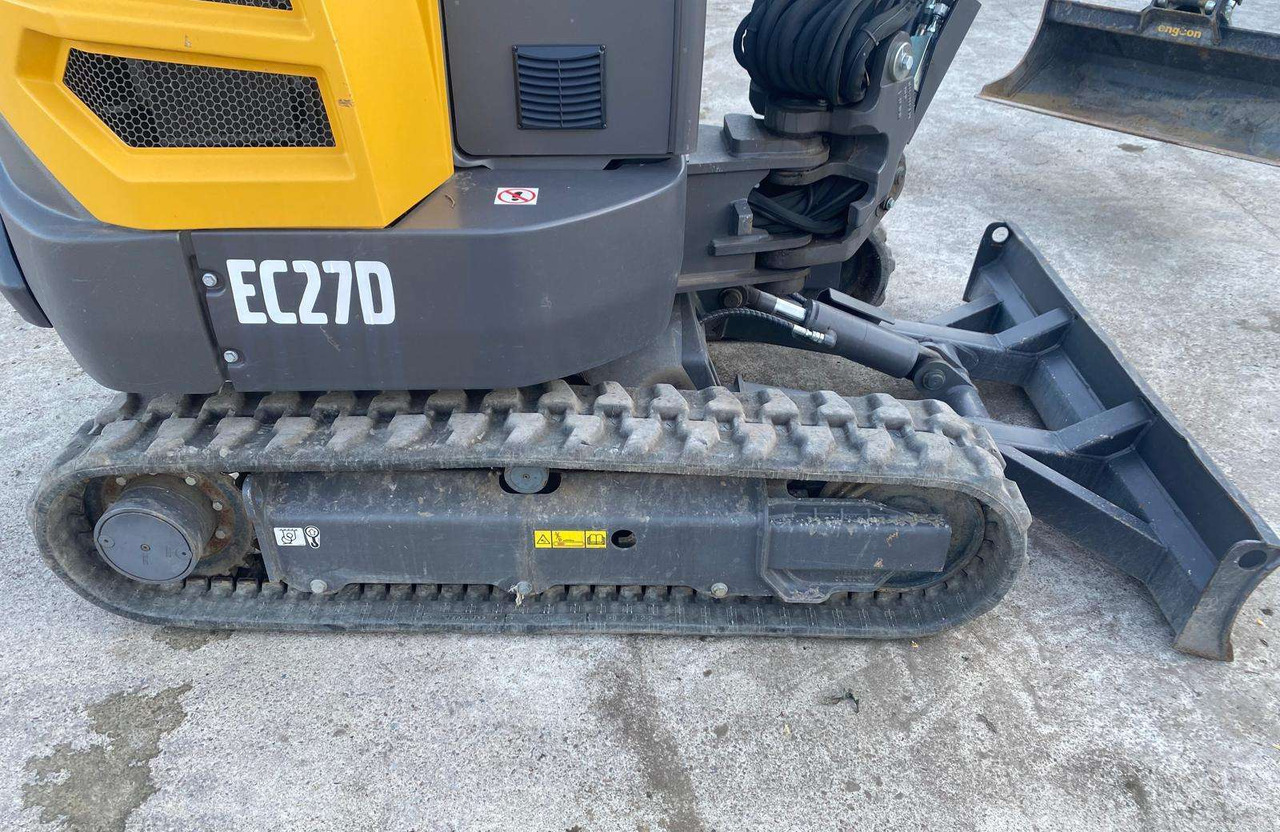 Volvo EC27D - Mini pelle: photos 3 Volvo EC27D - Mini pelle: photos 3