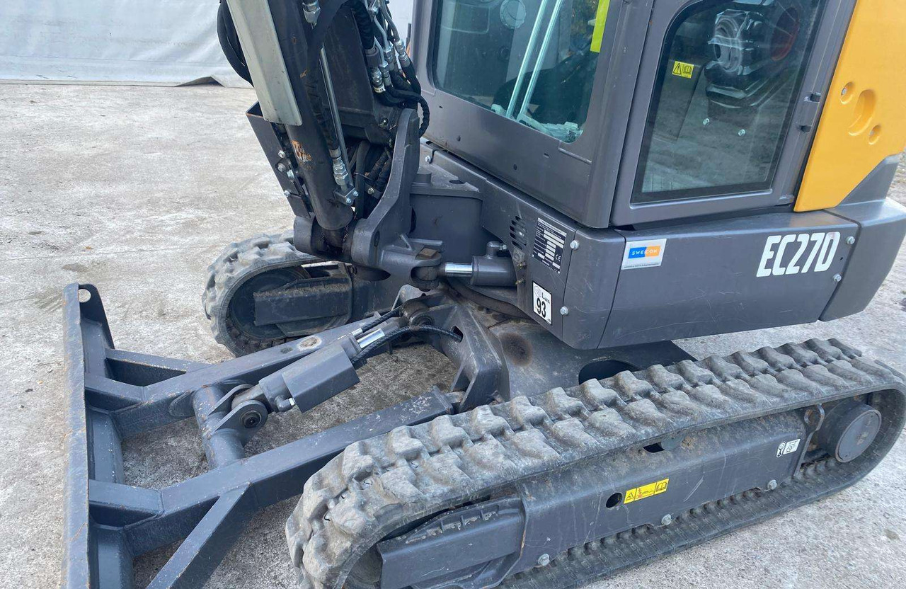 Volvo EC27D - Mini pelle: photos 2 Volvo EC27D - Mini pelle: photos 2