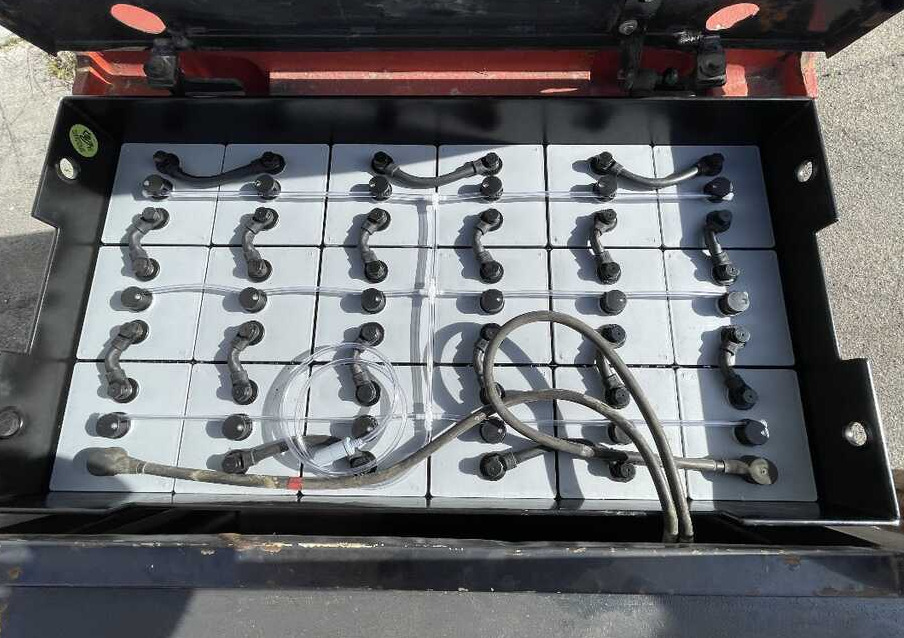 Carer R 70 N (batteria NUOVA) - Chariot élévateur électrique: photos 3 Carer R 70 N (batteria NUOVA) - Chariot élévateur électrique: photos 3