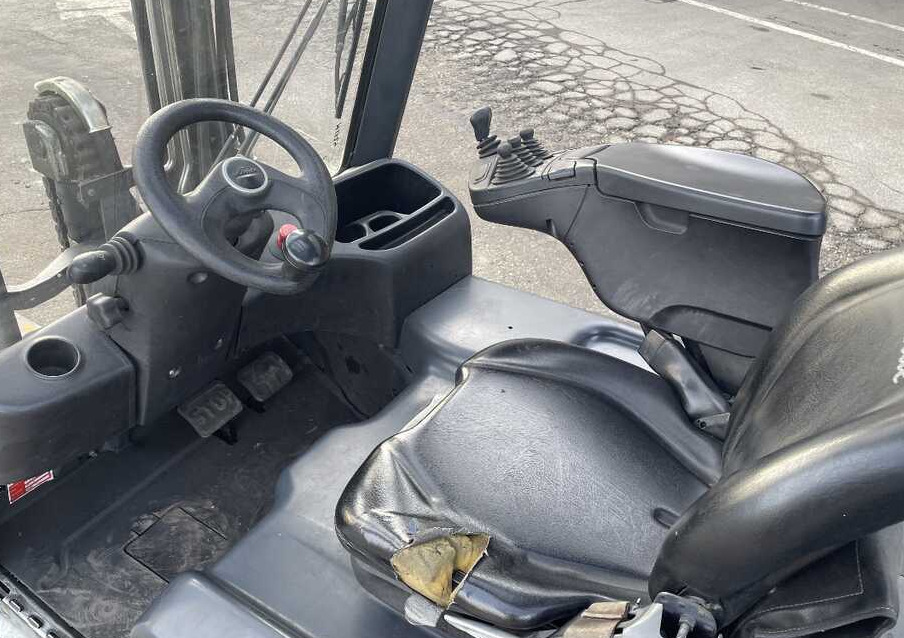 Linde E 16 P-02/386 - Chariot élévateur électrique: photos 2 Linde E 16 P-02/386 - Chariot élévateur électrique: photos 2