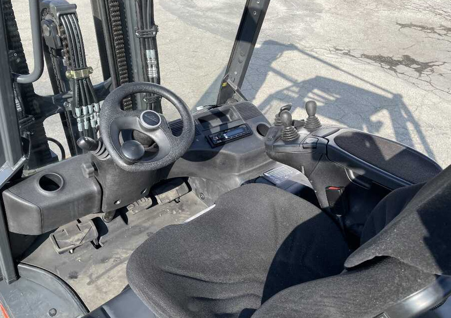 Linde E 30 L (batt. 2020) - Chariot élévateur électrique: photos 2 Linde E 30 L (batt. 2020) - Chariot élévateur électrique: photos 2