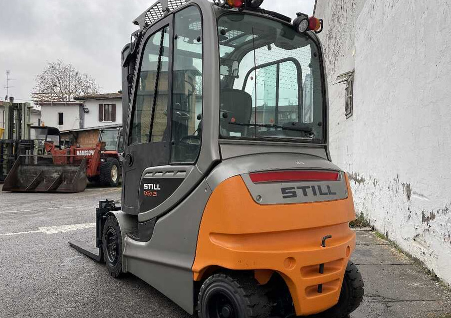 Still RX 60-25 L (batt. 90%) - Chariot élévateur électrique: photos 3 Still RX 60-25 L (batt. 90%) - Chariot élévateur électrique: photos 3