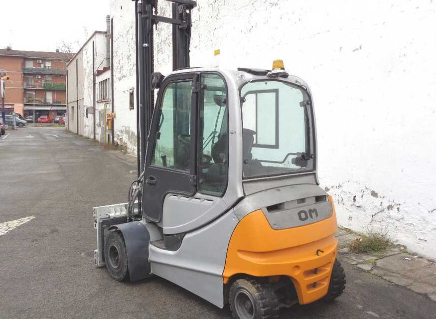 Still RX 60-30 L/600 - Chariot élévateur électrique: photos 1 Still RX 60-30 L/600 - Chariot élévateur électrique: photos 1