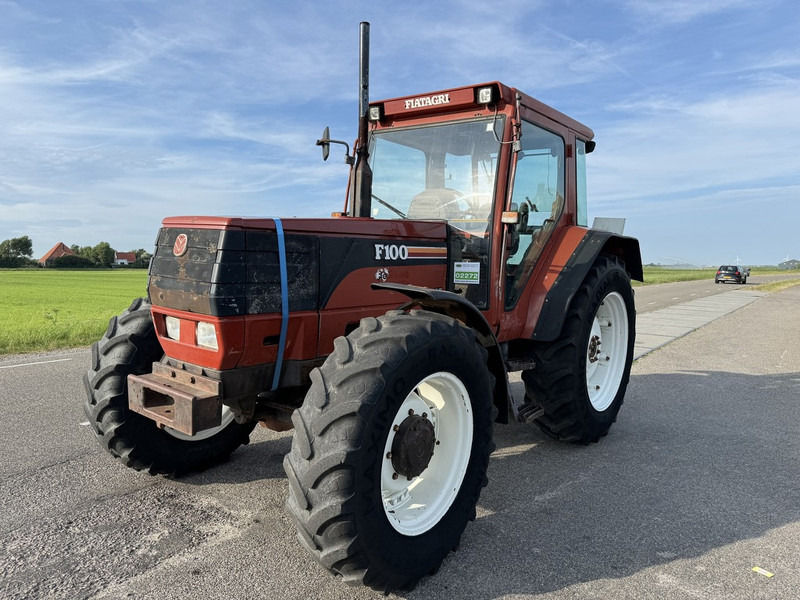 Fiat F100 - Tracteur agricole: photos 1 Fiat F100 - Tracteur agricole: photos 1