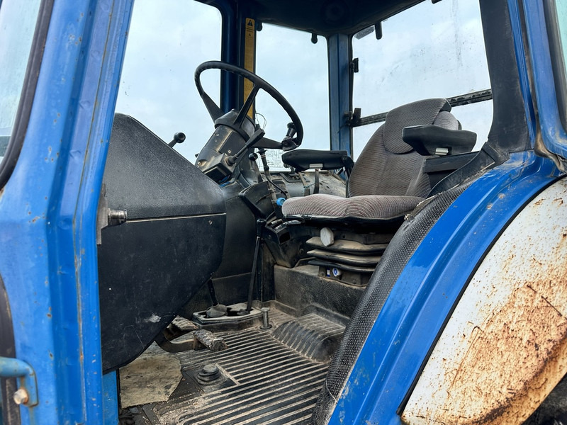 Ford 8210 - Tracteur agricole: photos 4 Ford 8210 - Tracteur agricole: photos 4