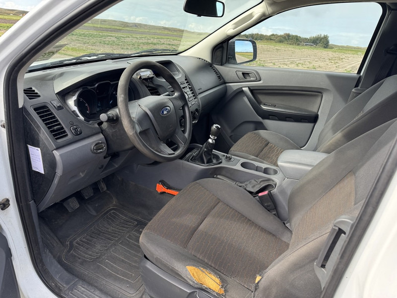 Ford Ranger - Utilitaire plateau: photos 4 Ford Ranger - Utilitaire plateau: photos 4