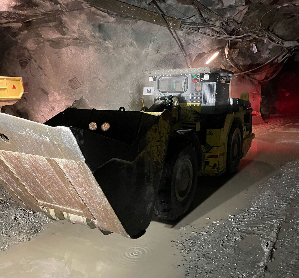 Aramine L350d - Machine d'exploitation minière: photos 3 Aramine L350d - Machine d'exploitation minière: photos 3