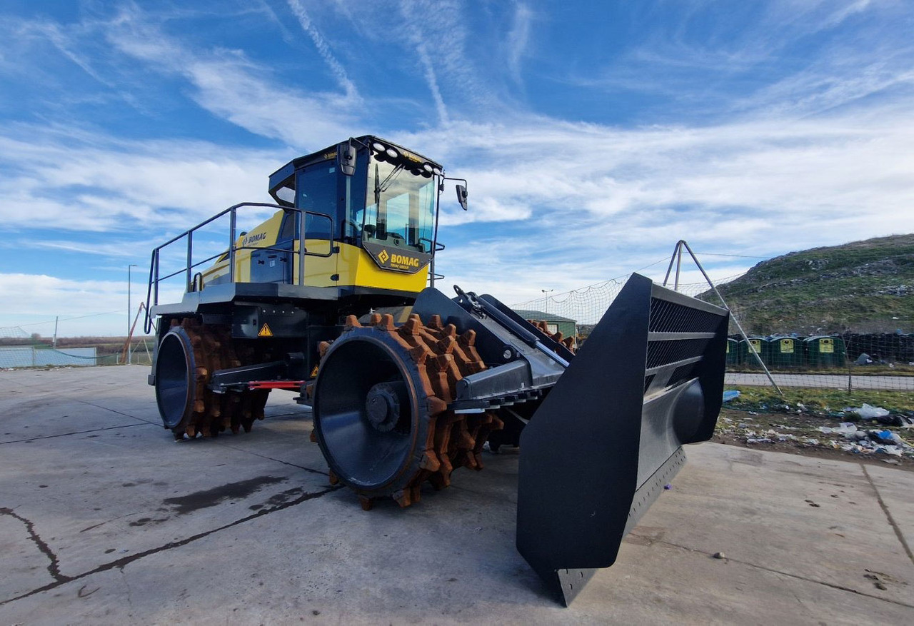 Bomag BC773 RB-5 - Compacteur à pieds de mouton/ Monocylindre: photos 1 Bomag BC773 RB-5 - Compacteur à pieds de mouton/ Monocylindre: photos 1