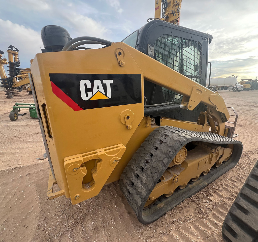 Caterpillar 279D - Mini chargeuse: photos 3 Caterpillar 279D - Mini chargeuse: photos 3