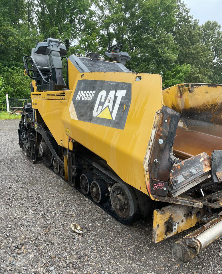 Caterpillar AP655F - Finisseur: photos 3 Caterpillar AP655F - Finisseur: photos 3