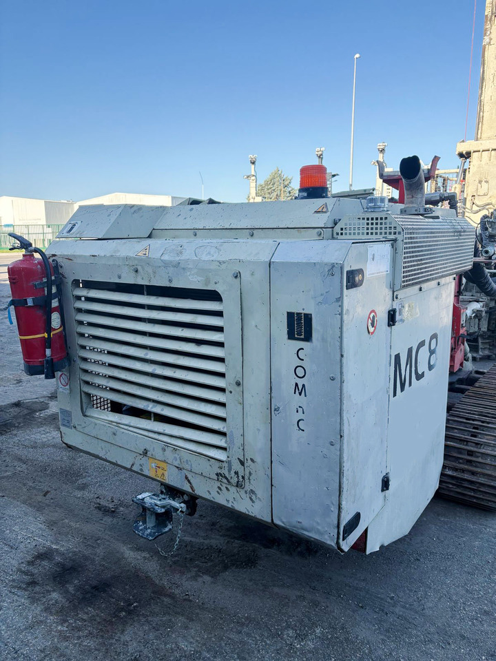 Comacchio MC8 - Mât de battage: photos 5 Comacchio MC8 - Mât de battage: photos 5