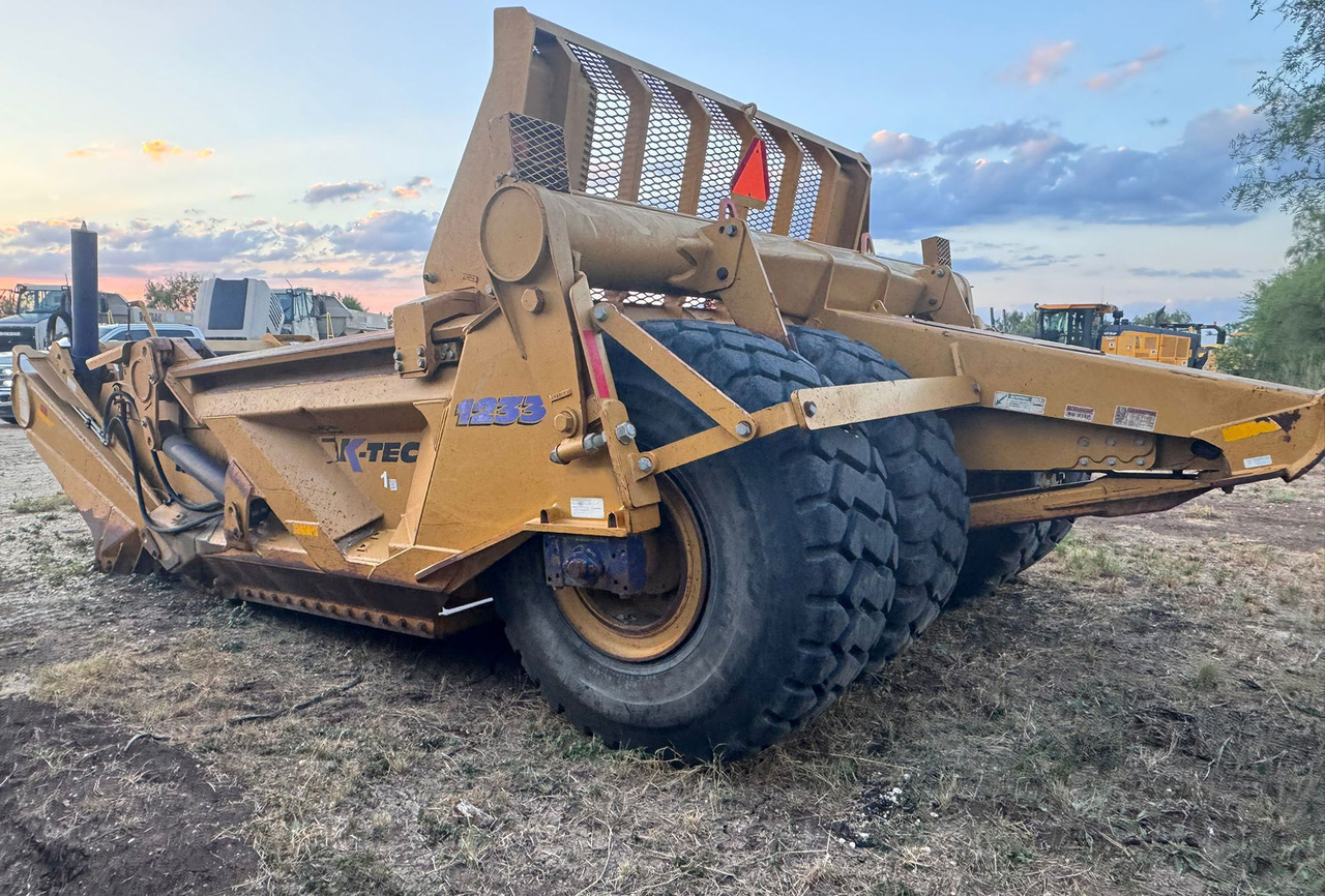 K-Tec 1233 - Décapeuse: photos 1 K-Tec 1233 - Décapeuse: photos 1