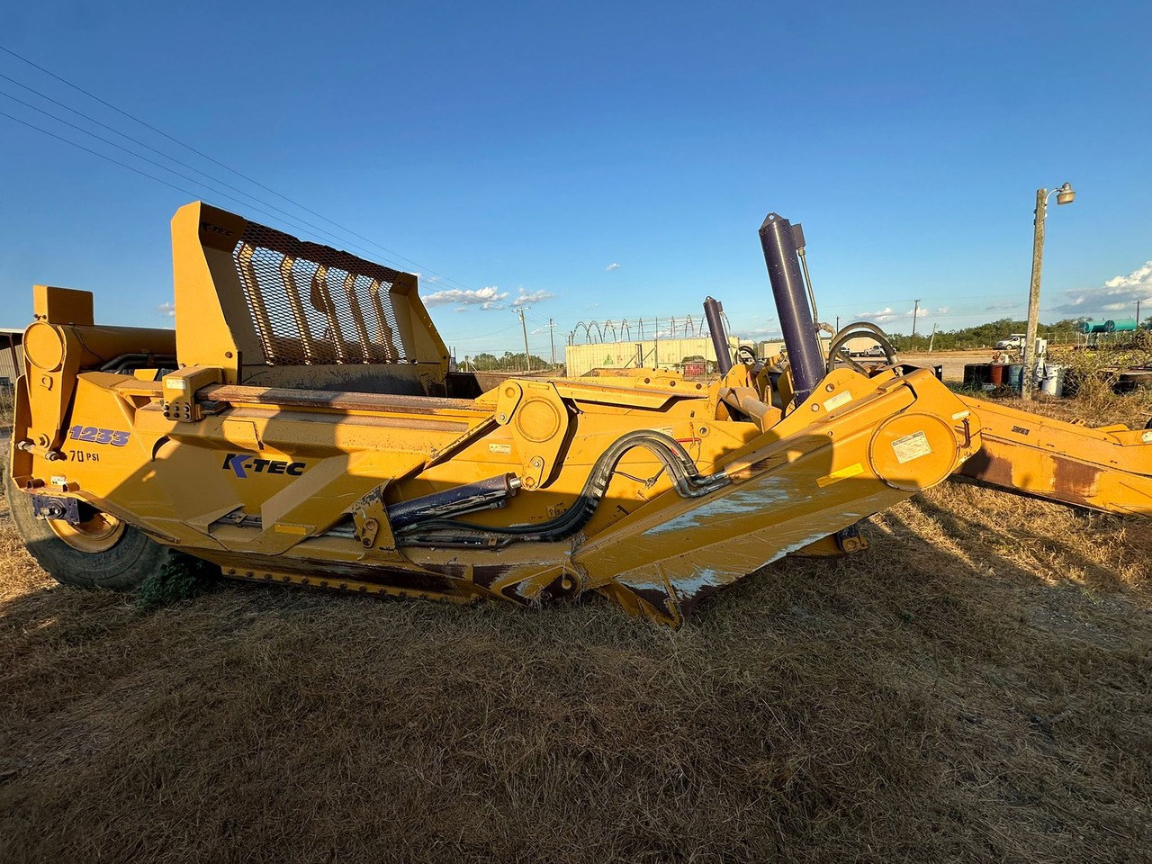 K-Tec 1233 - Décapeuse: photos 3 K-Tec 1233 - Décapeuse: photos 3