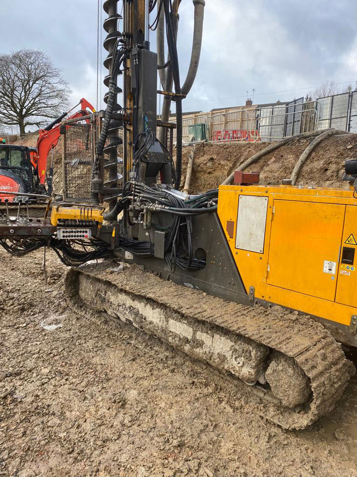 Klemm KR 709-2 - Mât de battage: photos 3 Klemm KR 709-2 - Mât de battage: photos 3