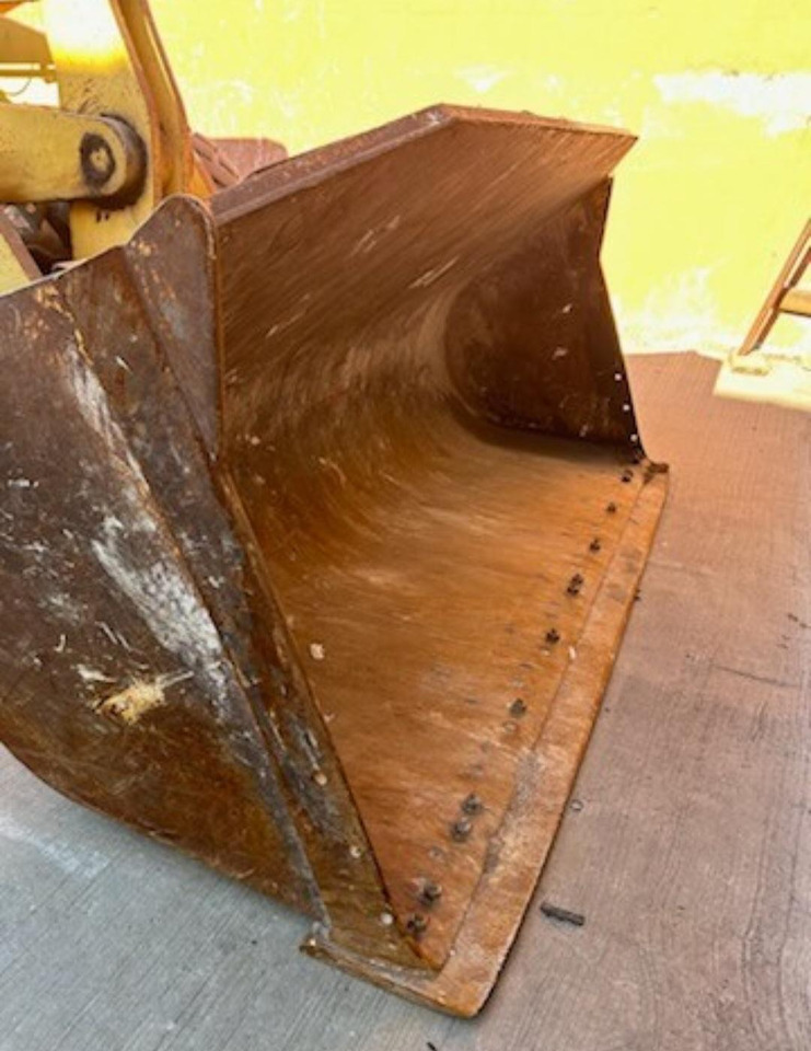 Komatsu WA450-5L - Chargeuse sur pneus: photos 5 Komatsu WA450-5L - Chargeuse sur pneus: photos 5