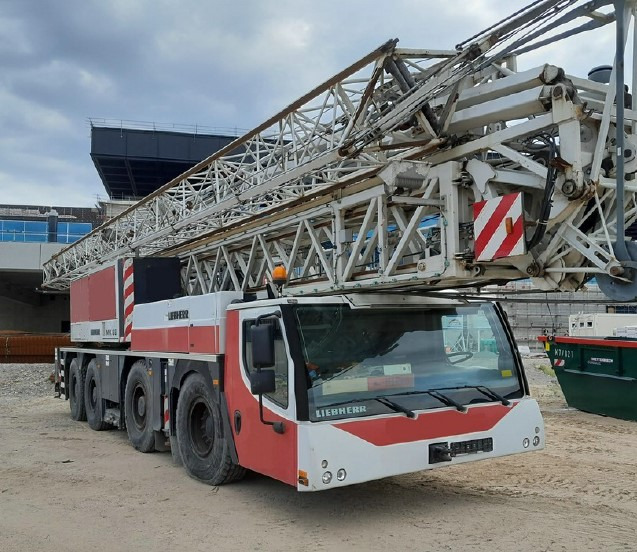 Liebherr MK 88 - Grue à tour: photos 3 Liebherr MK 88 - Grue à tour: photos 3