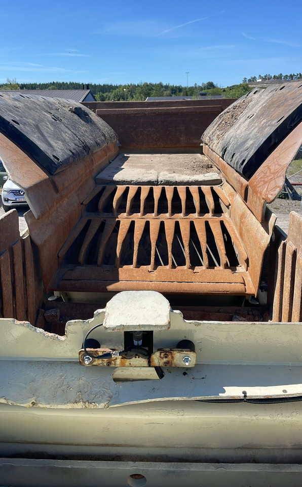 Metso LT120E - Concasseur à mâchoires: photos 5 Metso LT120E - Concasseur à mâchoires: photos 5